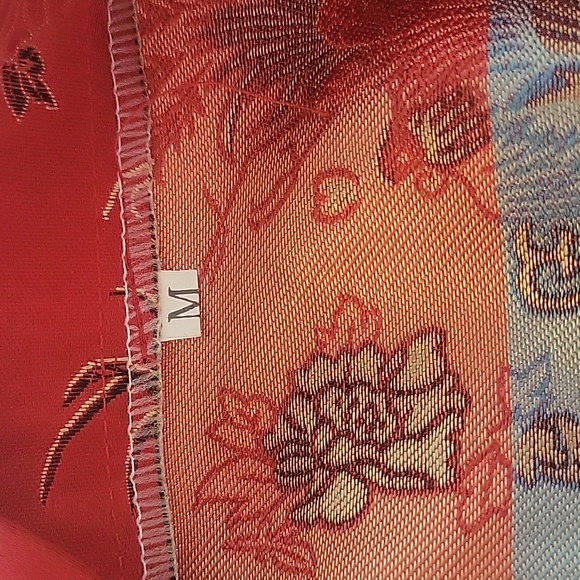 Asian Lucky Robe - Picture 5 of 6